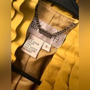 Worth, size 6, lime green